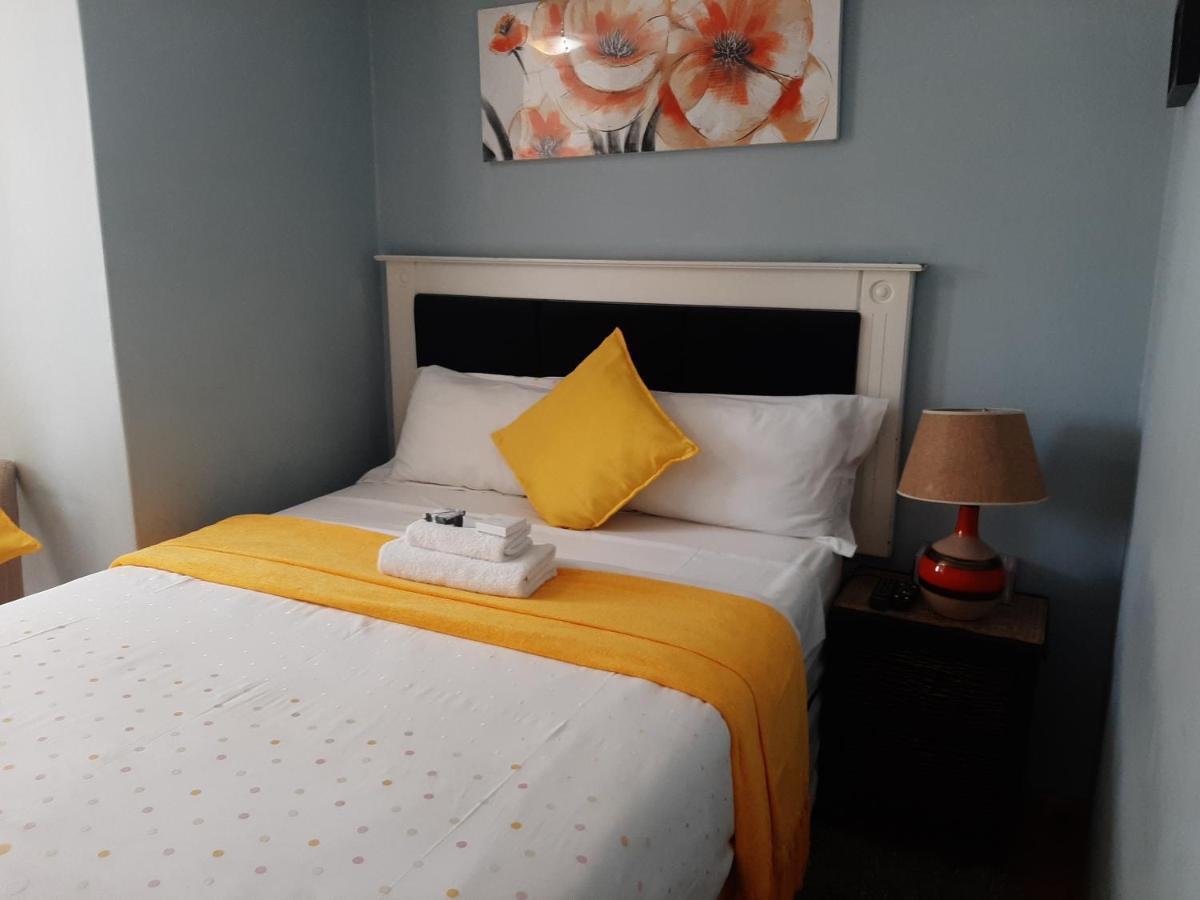 Bed and Breakfast Sleepwell East London Exteriér fotografie