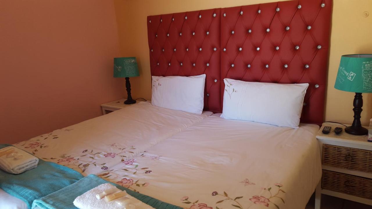 Bed and Breakfast Sleepwell East London Exteriér fotografie